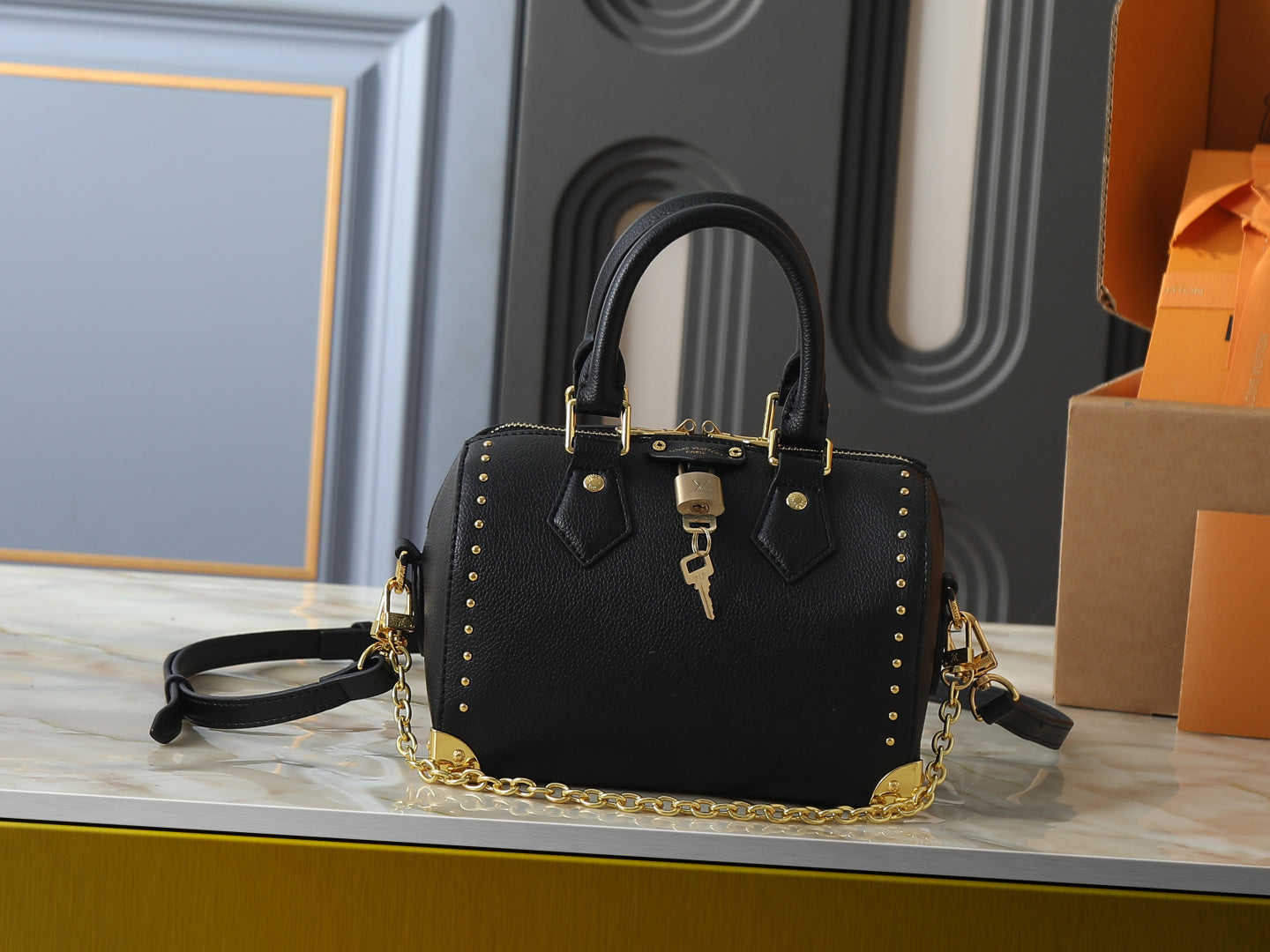 Speedy Trunk 20 Handbag