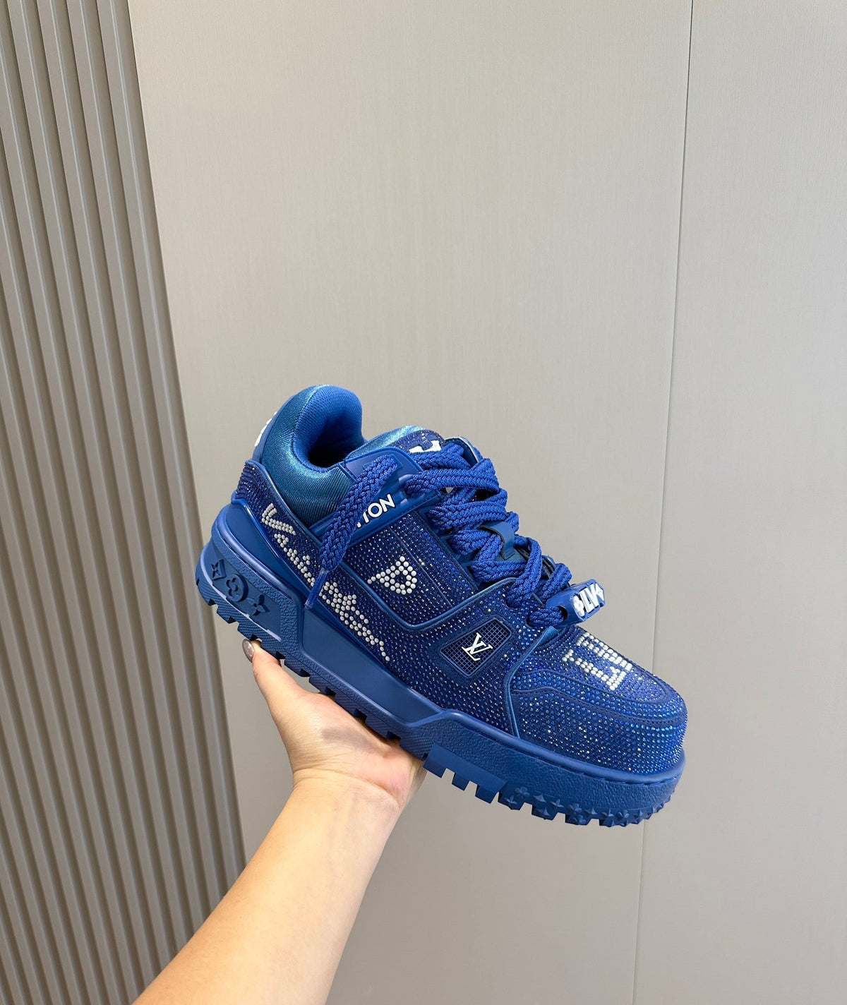 LV Trainer Maxi In Vibrant Blue Color