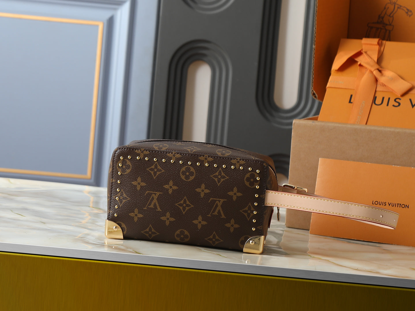 Dopp Kit Trunk Monogram