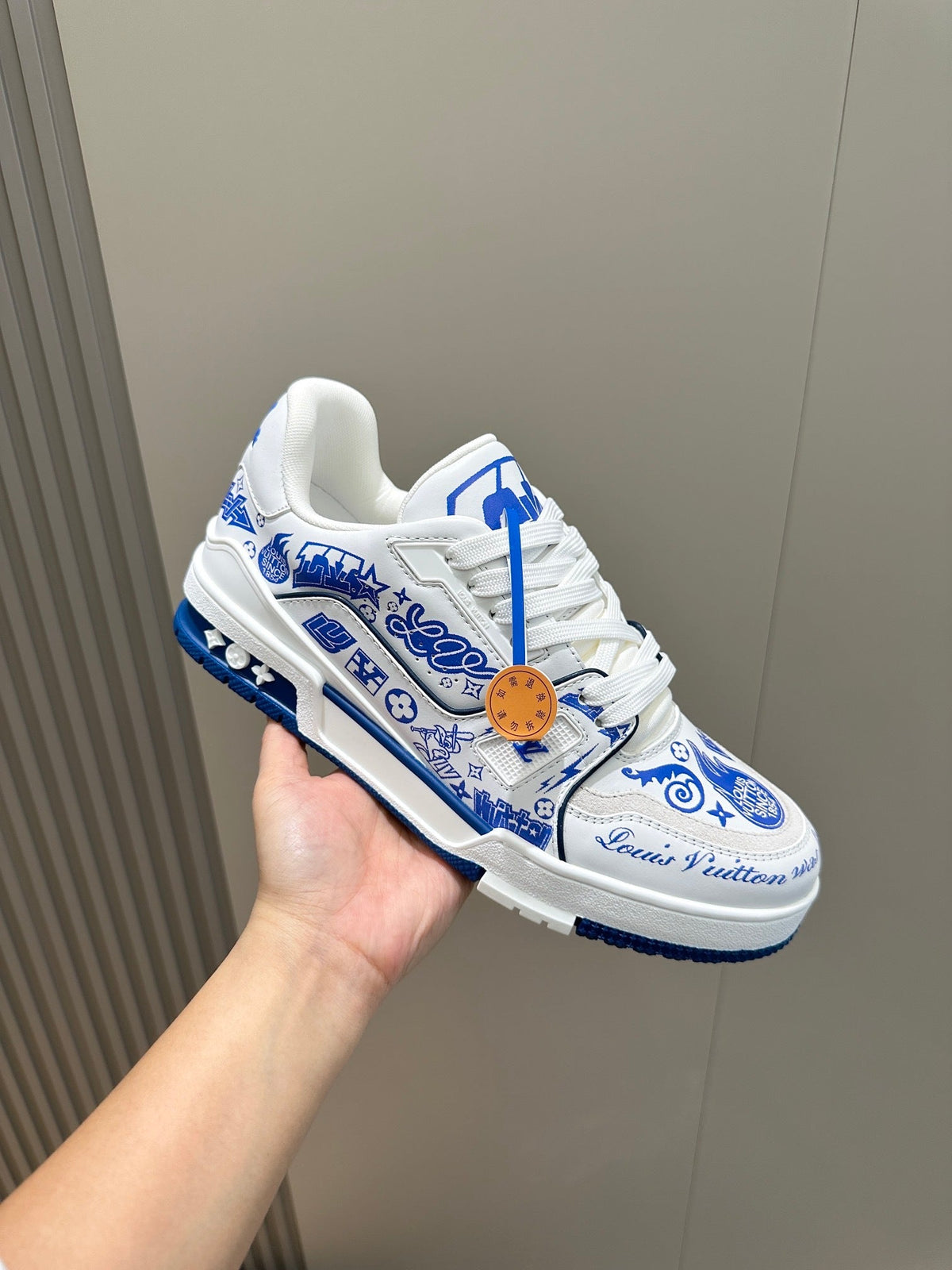 LV White And Blue Graphic Print Low Top Sneakers