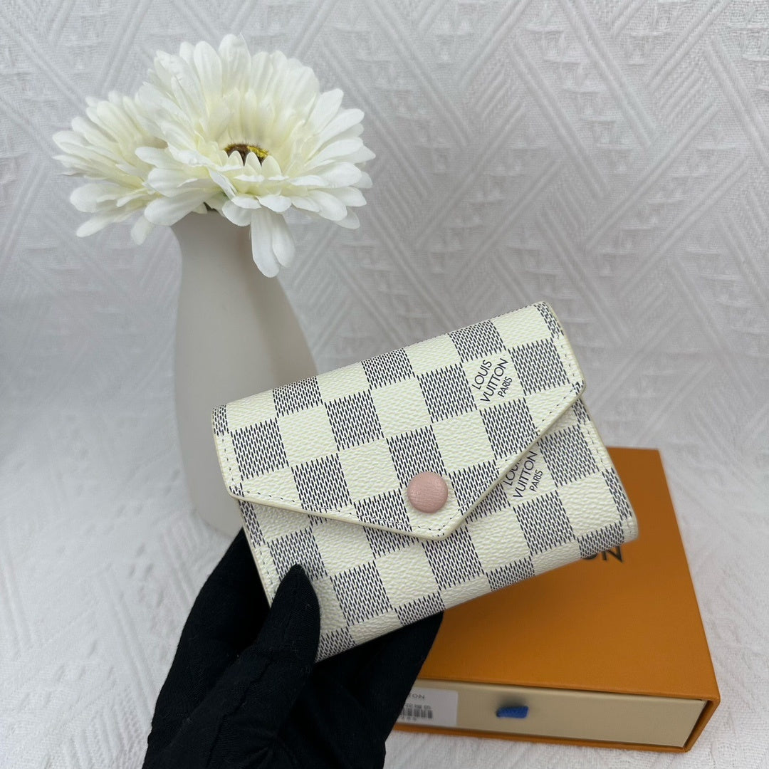 Victorine Wallet