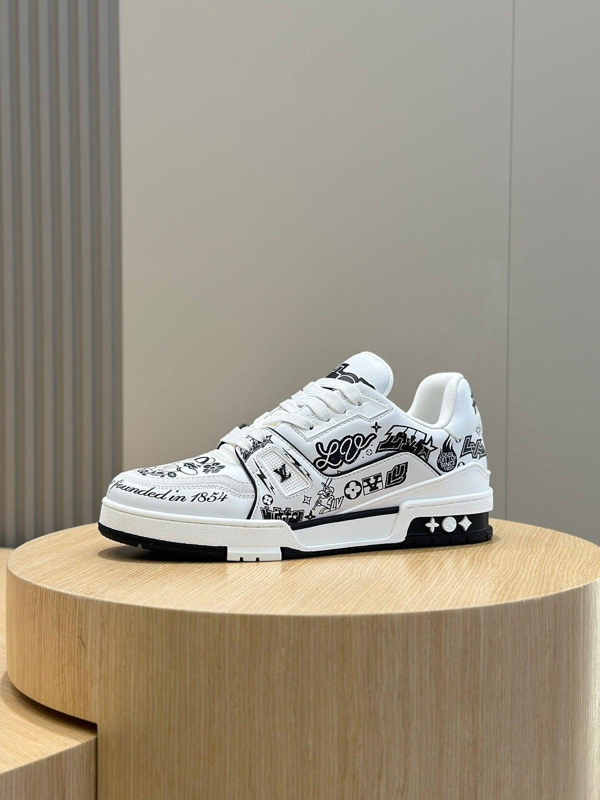 LV Trainer Comic Motifs Sneakers