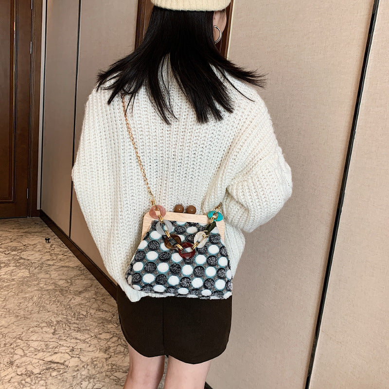 Solid Wood Clip Shoulder Bag Women Plush Color Matching Messenger Bag