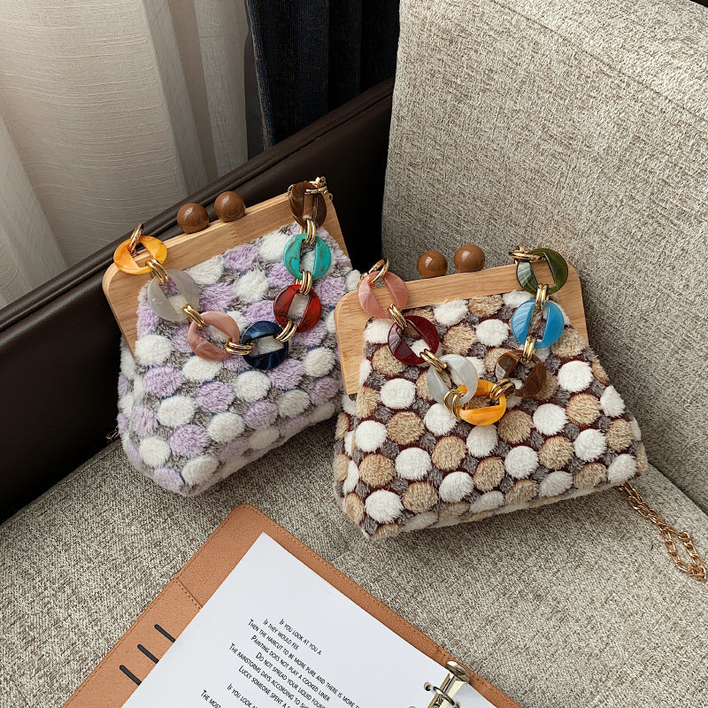 Solid Wood Clip Shoulder Bag Women Plush Color Matching Messenger Bag