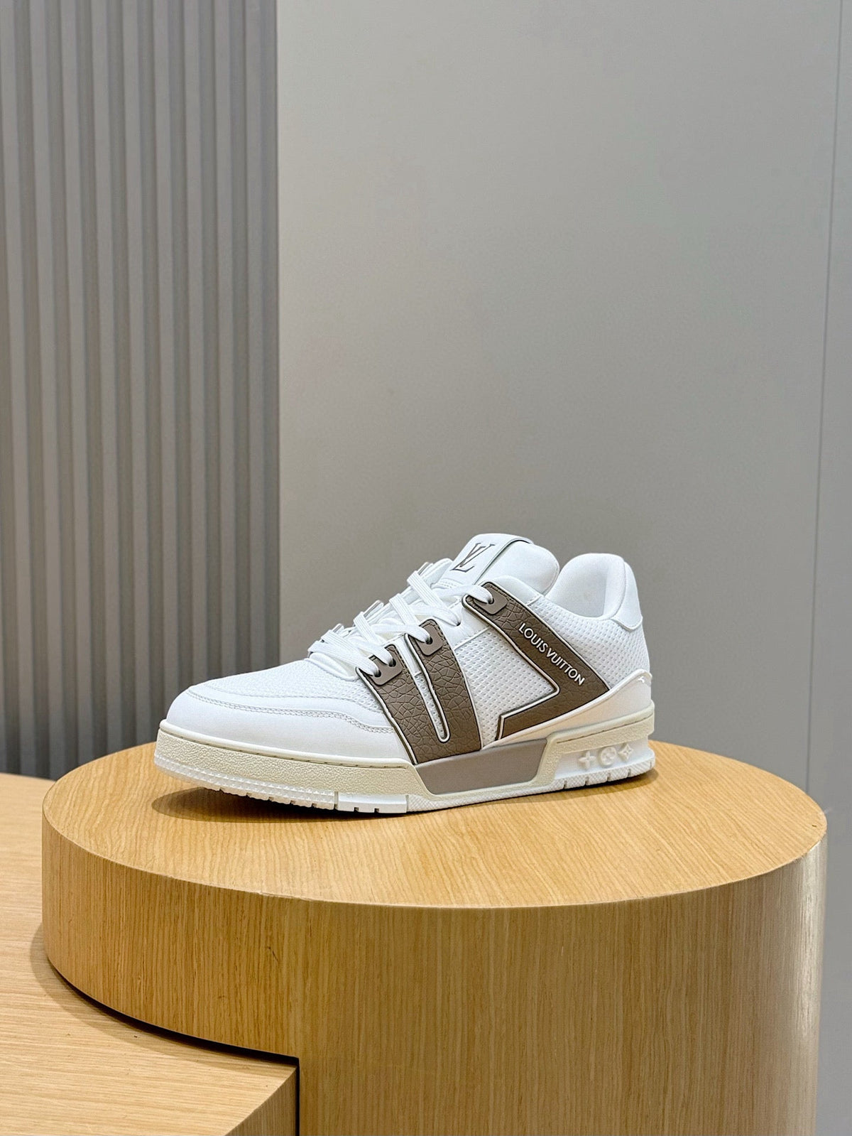 LV Trainer Sneakers White And Brown