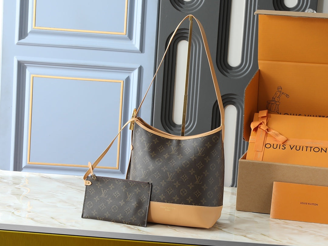 Low Key Hobo PM Handbag
