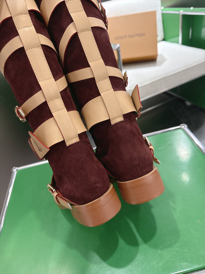 Amiral Flat Boot In Burgundy Color