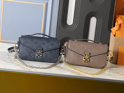 Pochette Monogram Bag