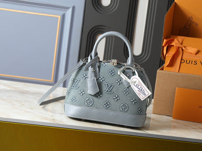 Monogram Alma BB