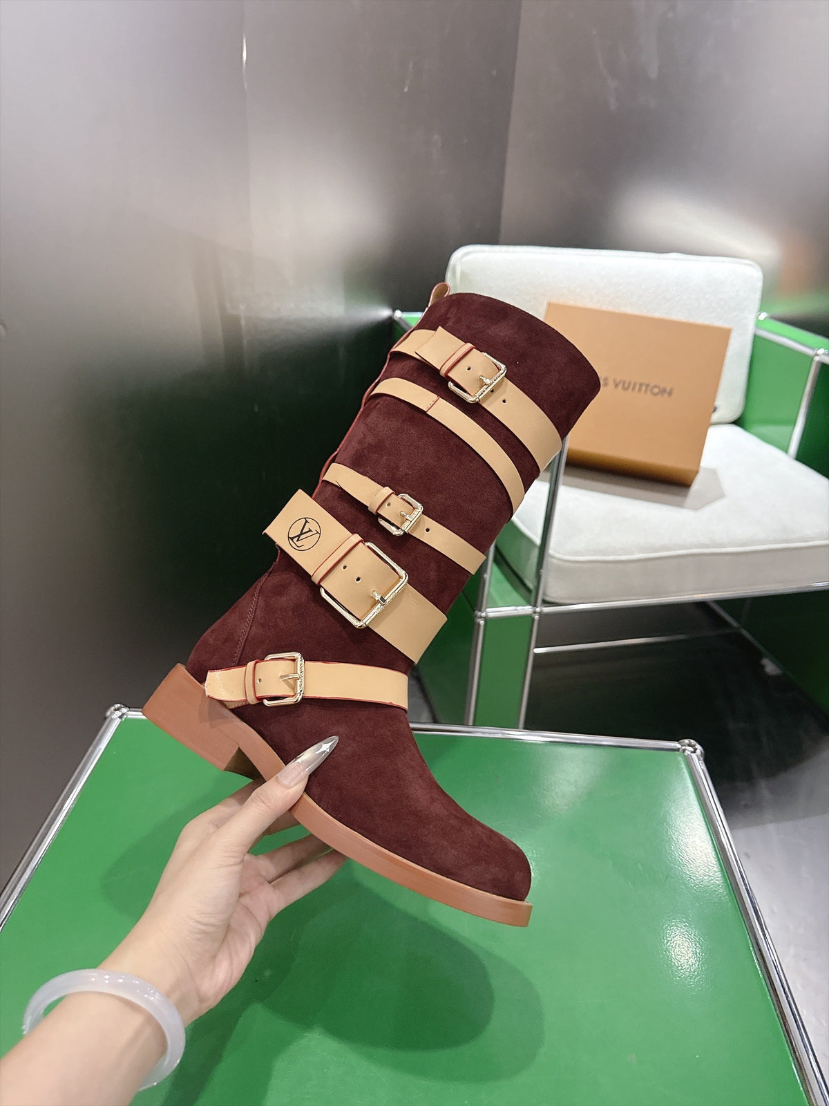 Amiral Flat Boot In Burgundy Color