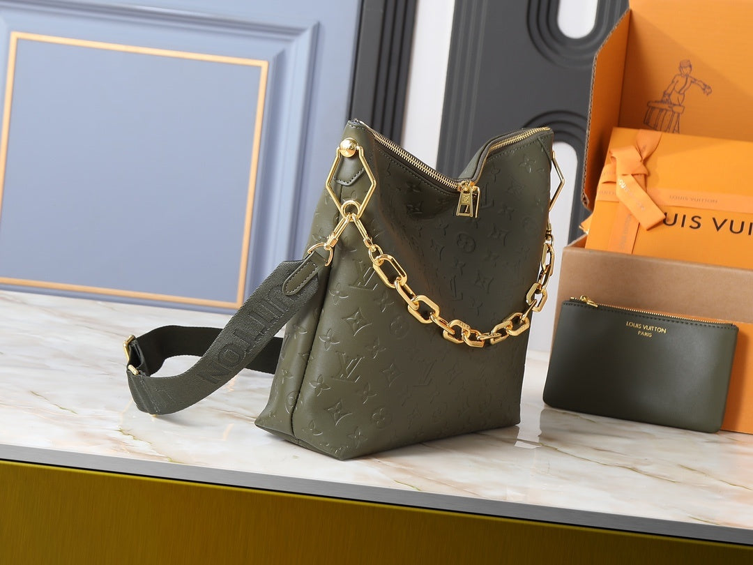 Coussin Hobo Women Handbag & Pouch