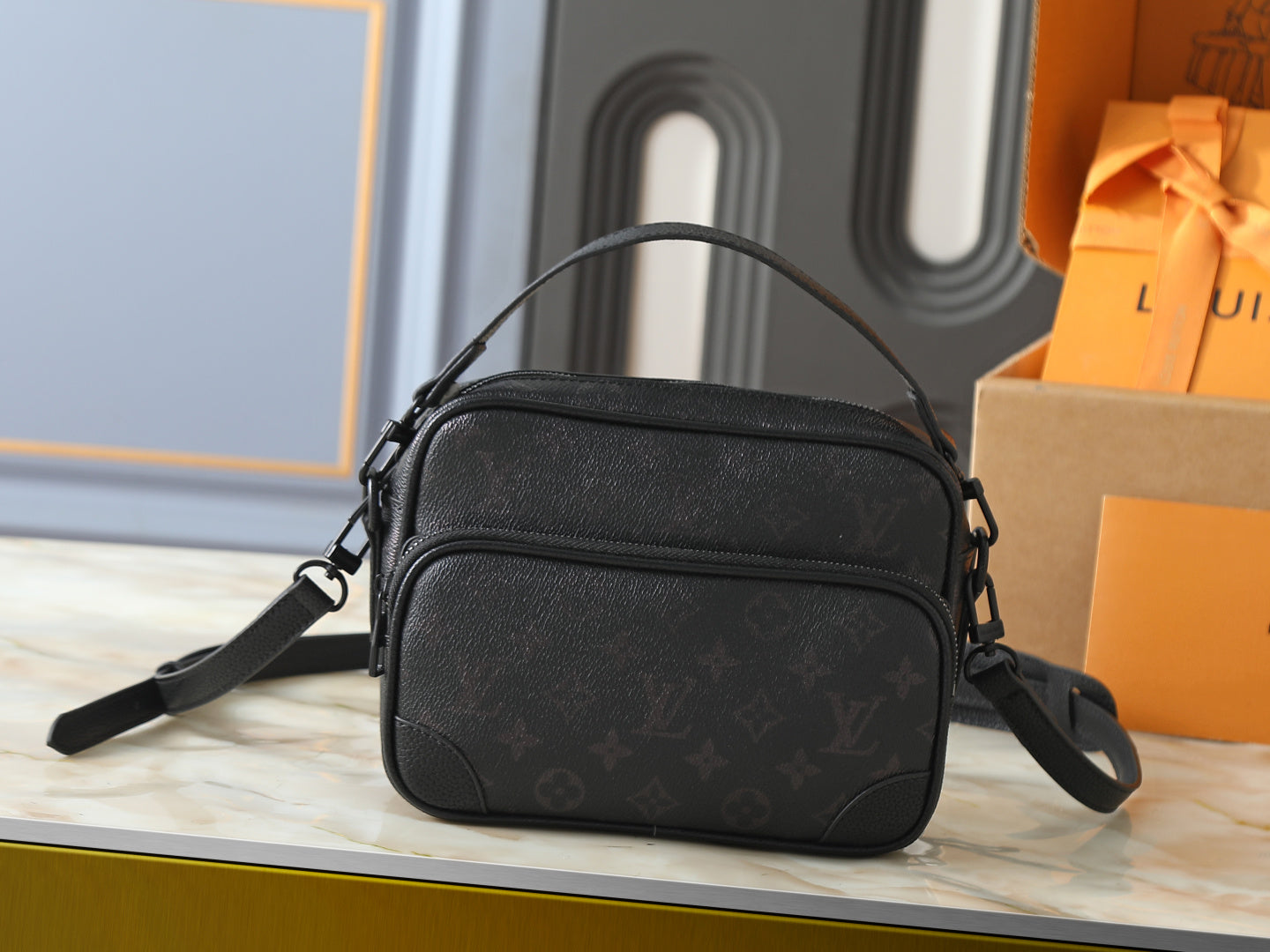 Nil Cross Body Bag