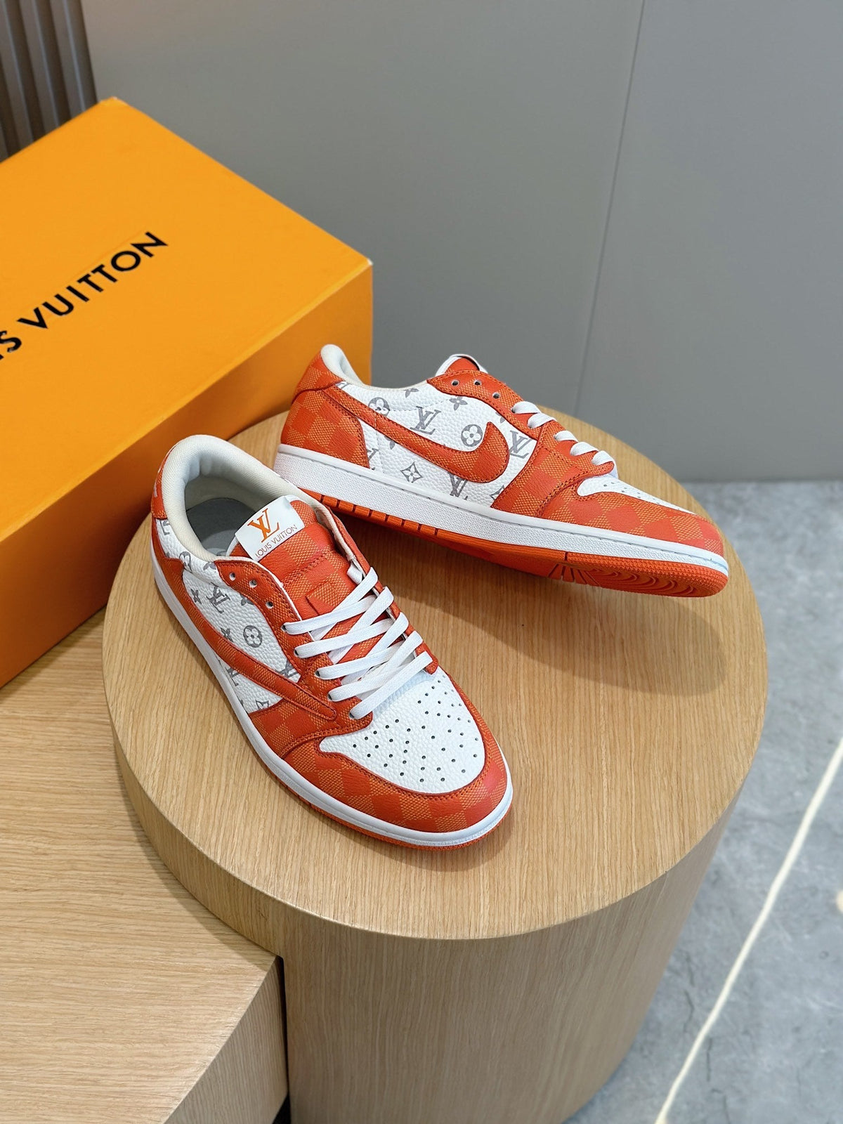 LV Travis Scott-style With Orange And White Monogram Trainer Sneakers