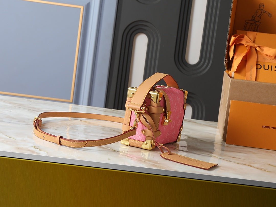 Side Trunk Handbag