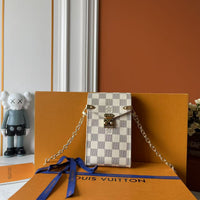 Damier White