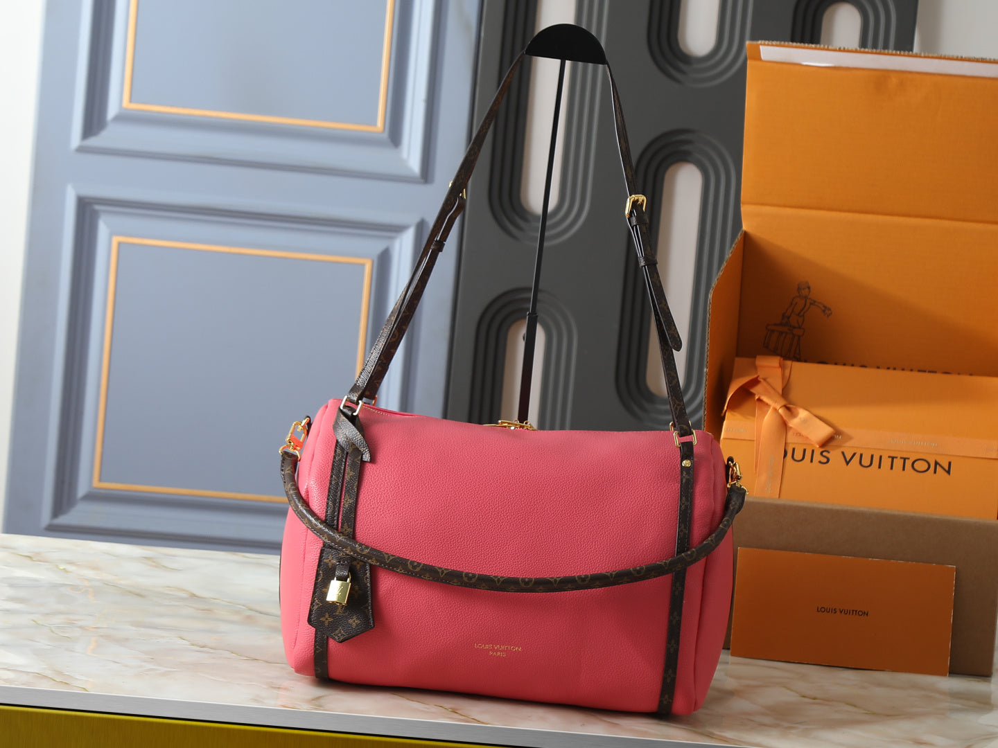 Classic Barrel Shoulder Bag