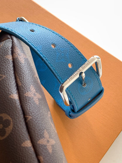Rush Bumbag With Striking Blue Gradient Finish