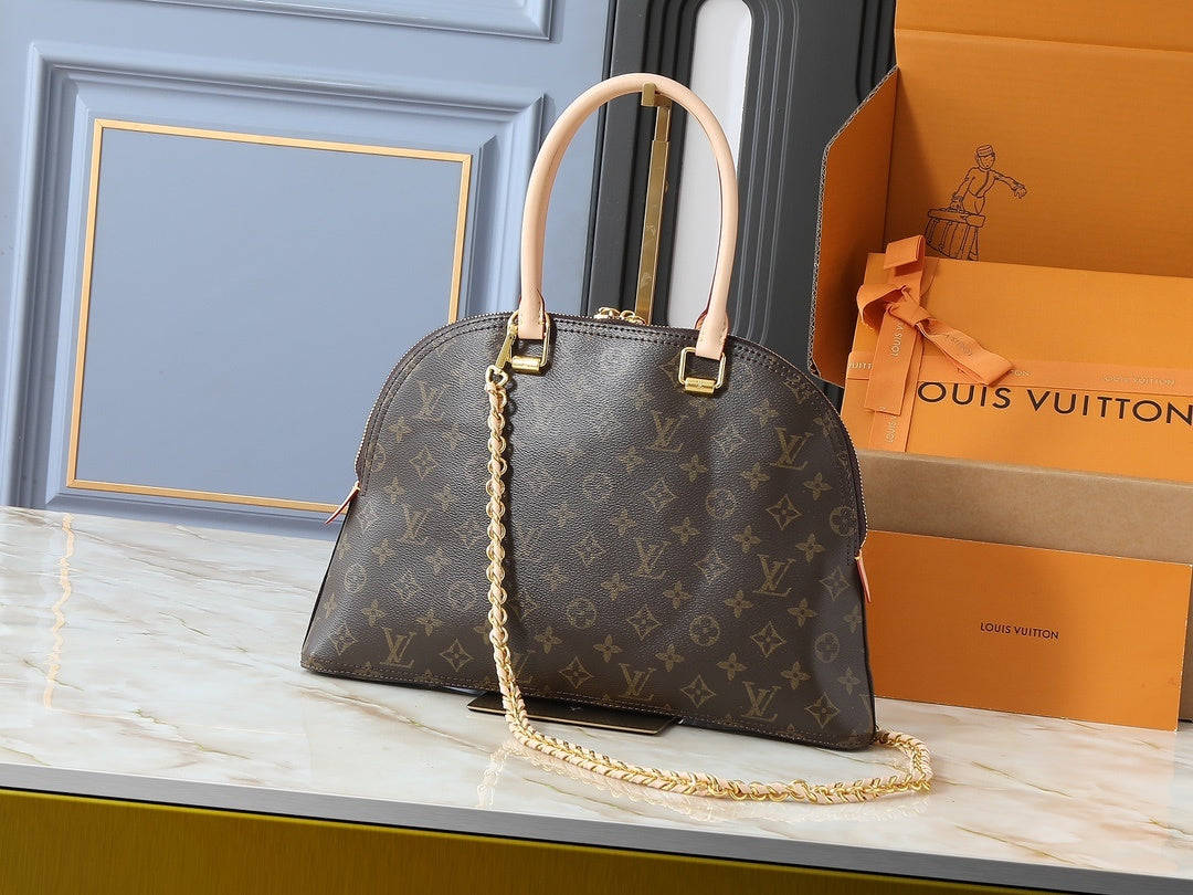 Moon 2020 Alma Handbag