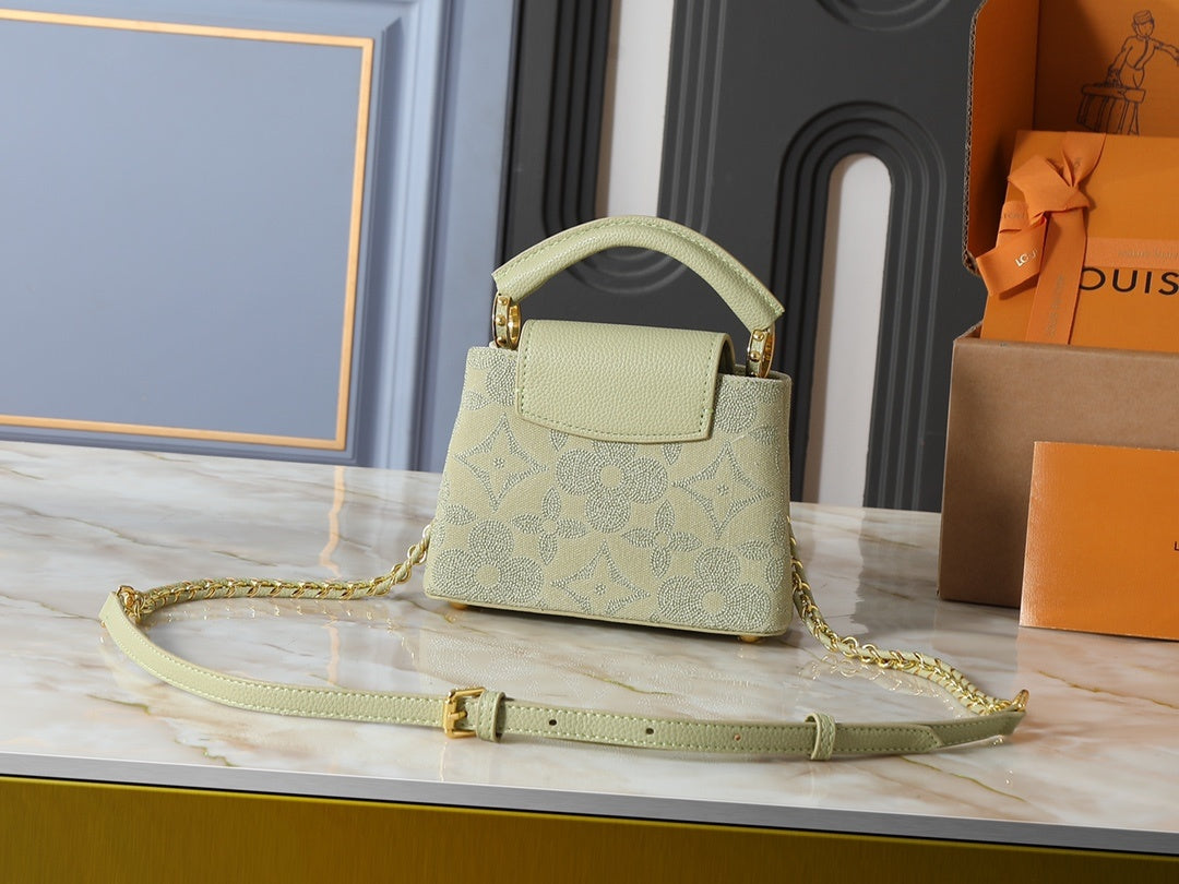 Capucines Handbag