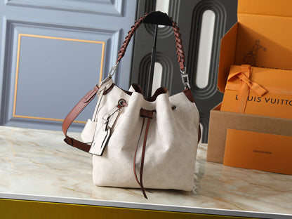 Muria Bucket Bag