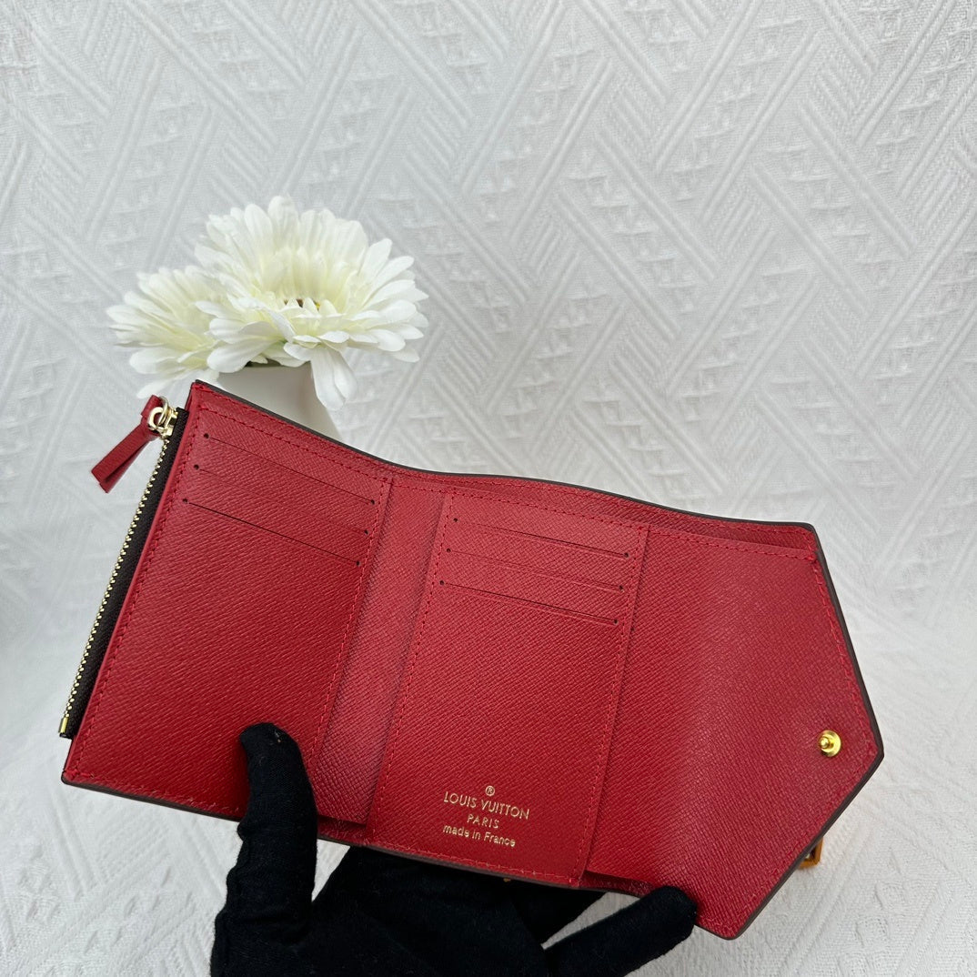 Victorine Wallet