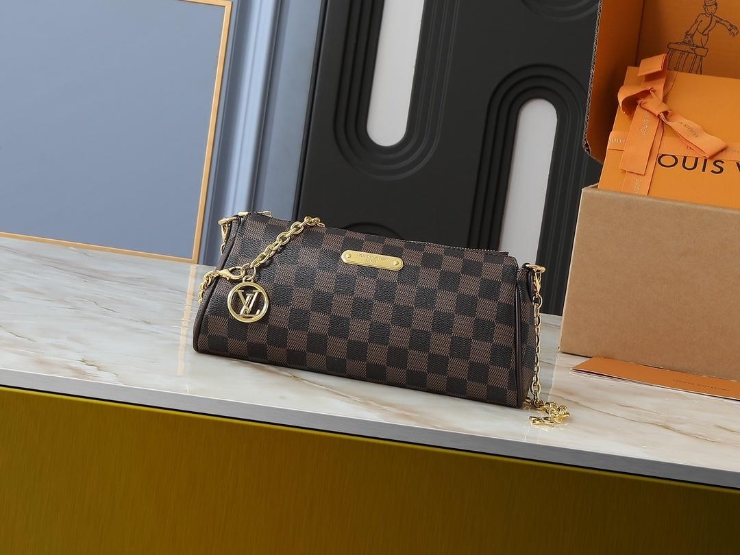 Pochette Eva