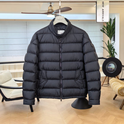 Short Puffer Jacket In Black