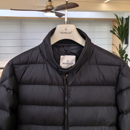 Short Puffer Jacket In Black