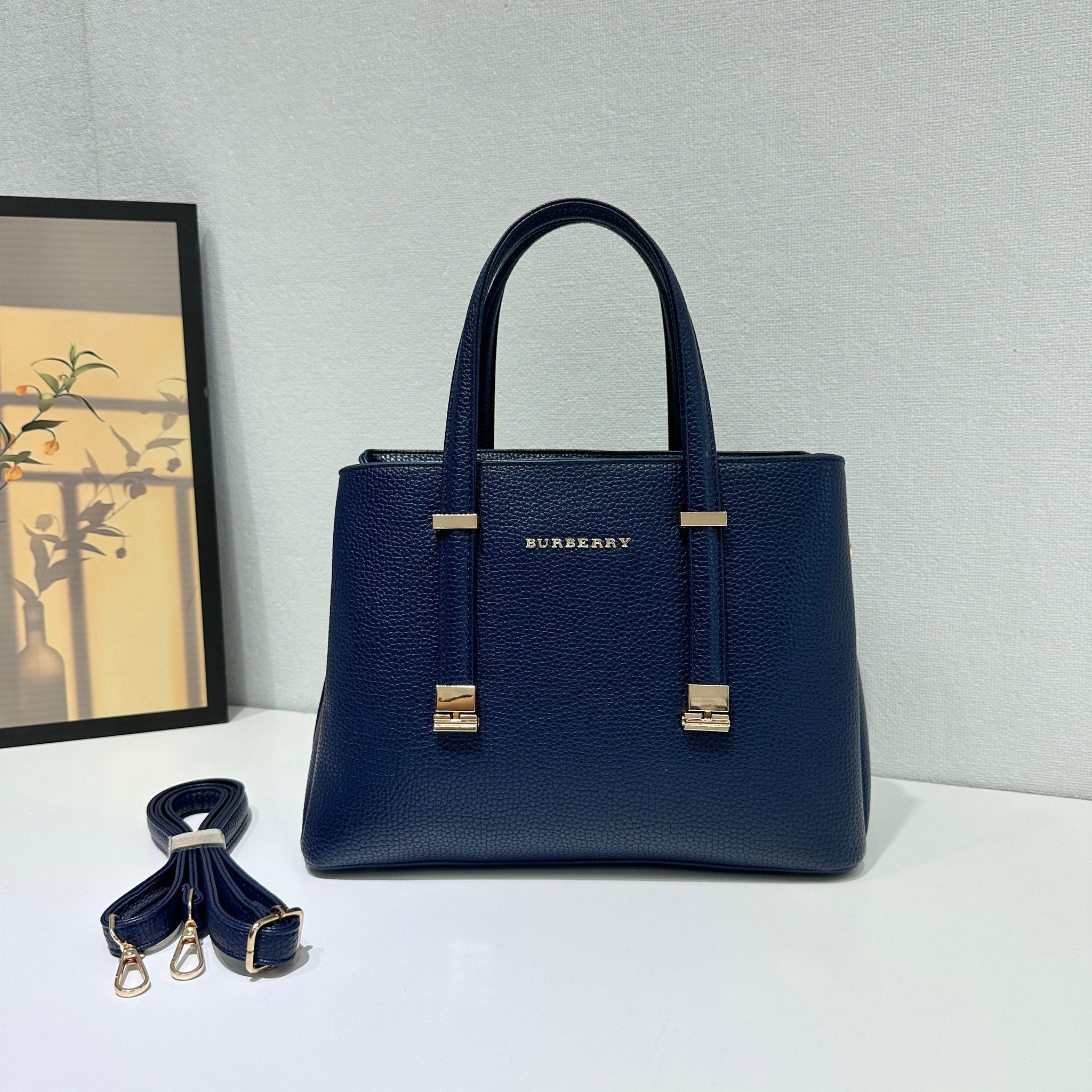 Dune Lonodon Tote Bag