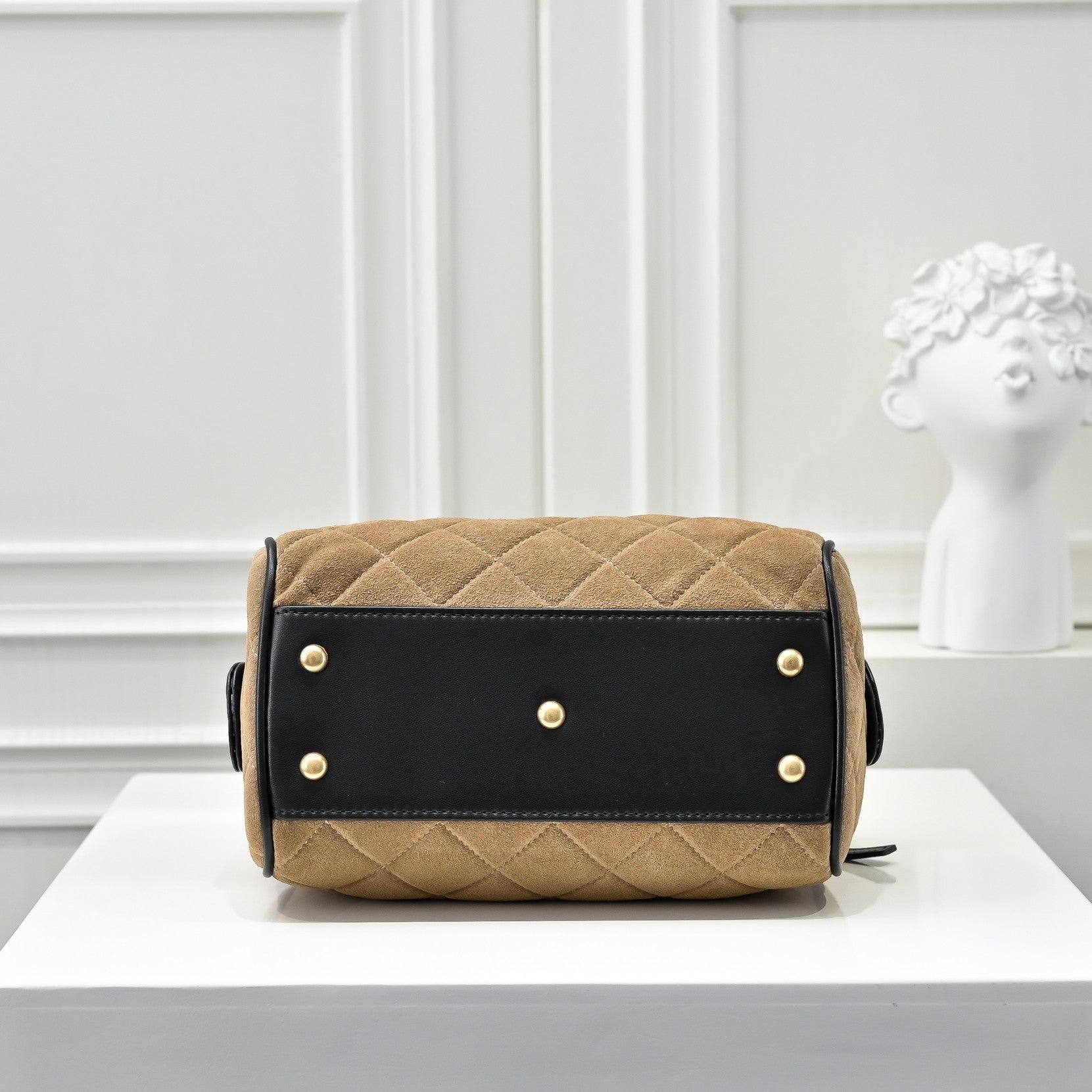 Small Trunk Shoulder Bag