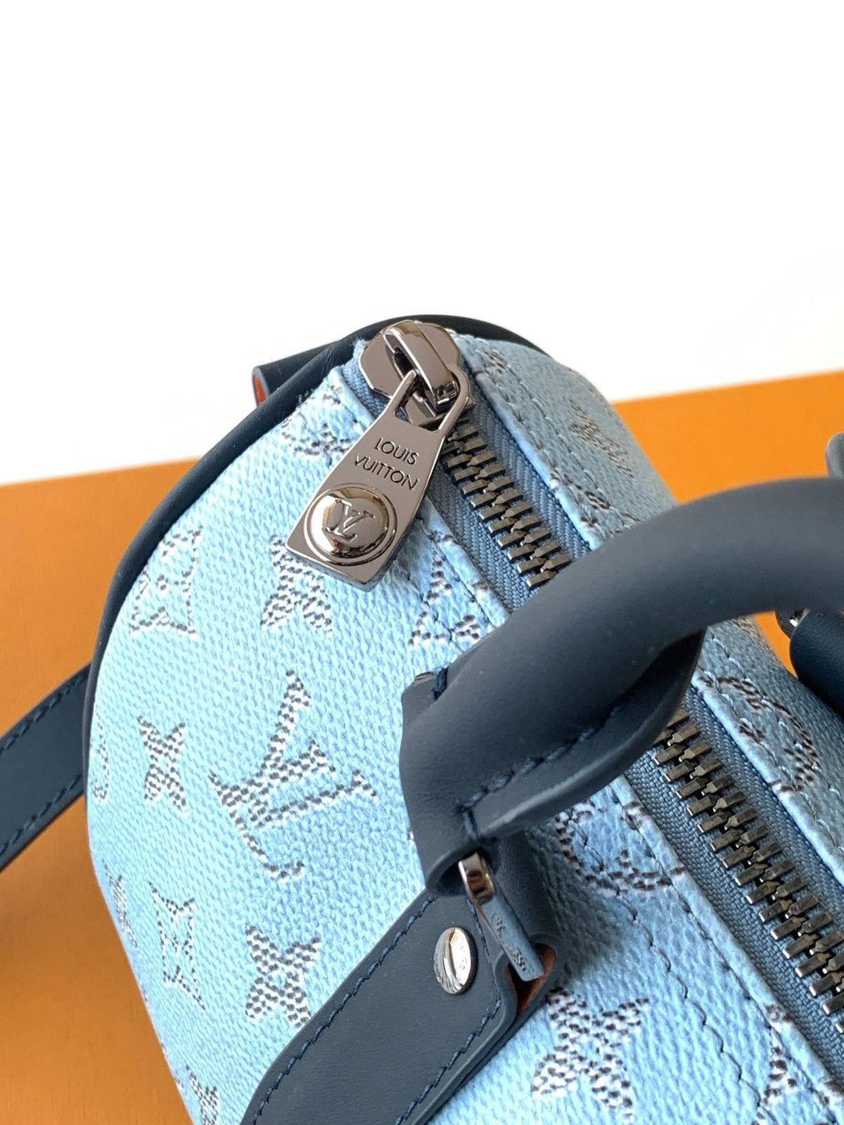 Keepall Bandouliere 25 Blue Monogram Heritage Canvas