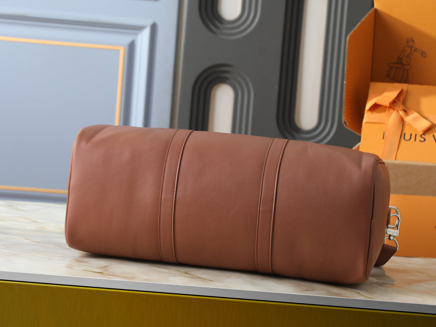 Needle Bag With Siler-Tone Hardware
