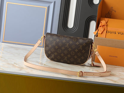 Meowgram Escape Handbag