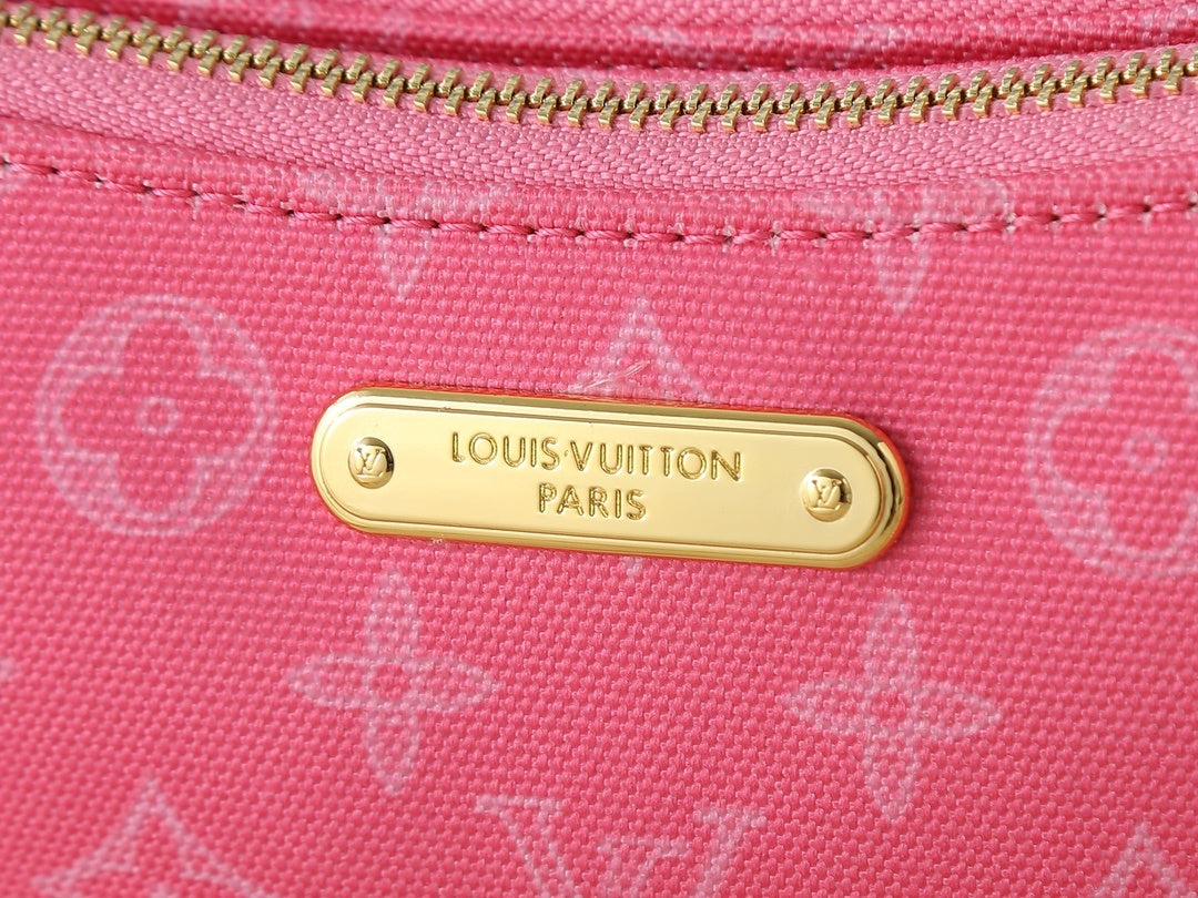 Vibrant Monogram Pochette