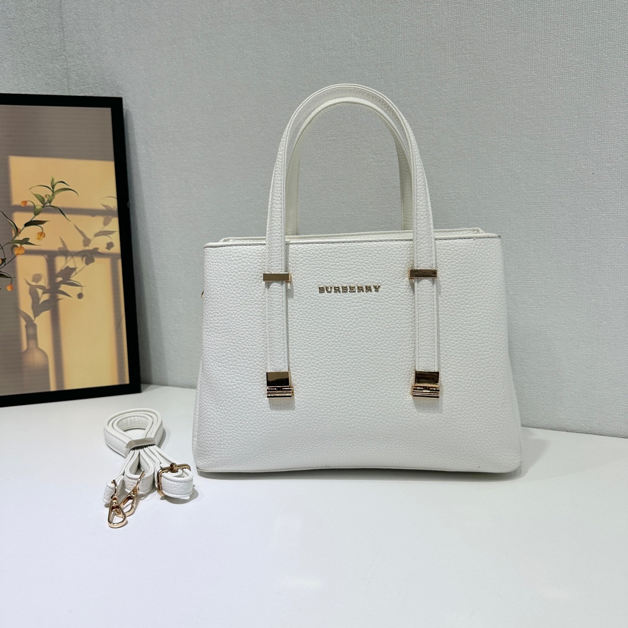 Dune Lonodon Tote Bag