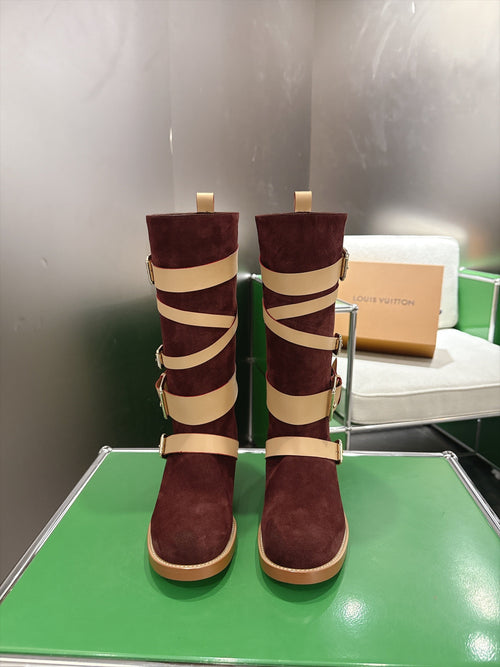 Amiral Flat Boot In Burgundy Color