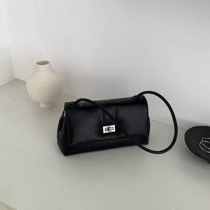 Maxi Shoulder Bag