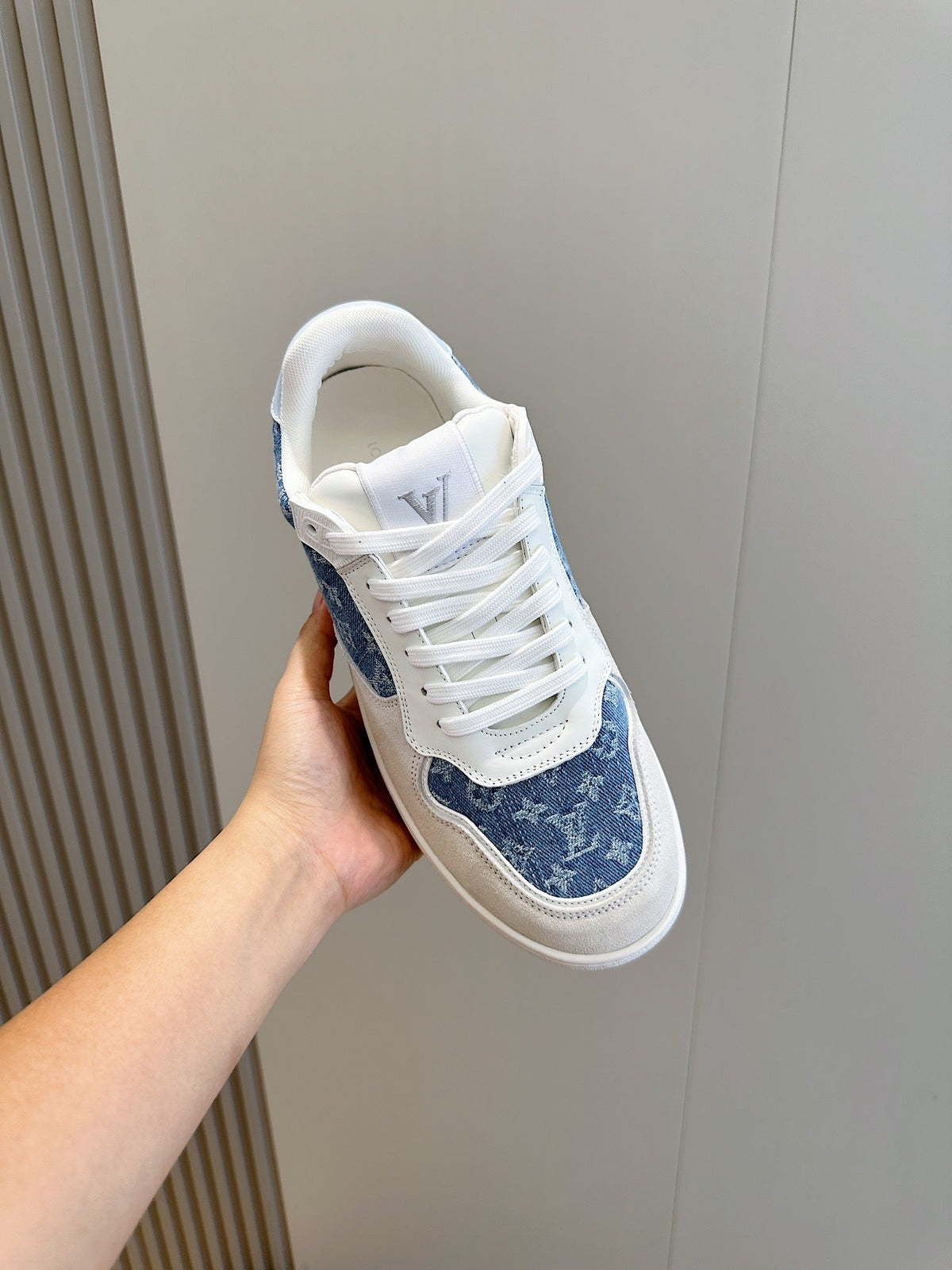 LV Stadium Low Sneaker In Light Blue Denim And White