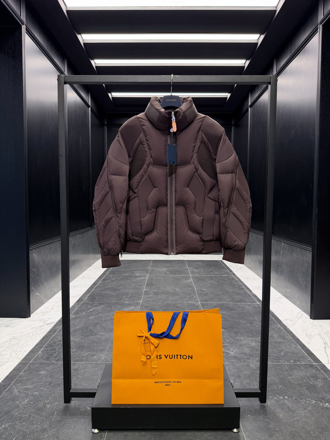 Brown Winter Jacket In Brown Color