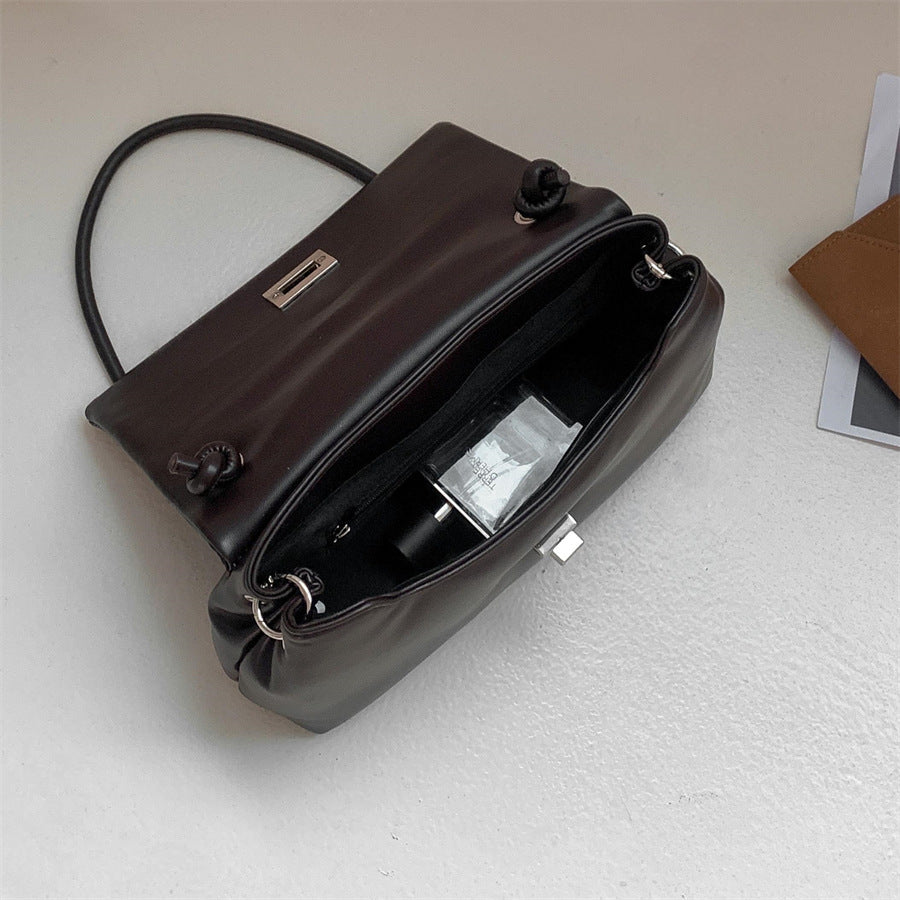 Maxi Shoulder Bag