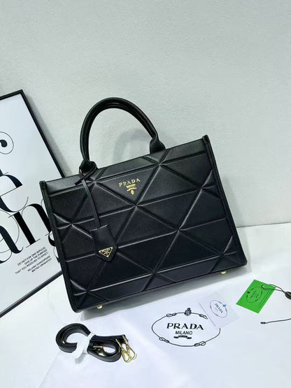 P Simbole Triangle Tote Bag
