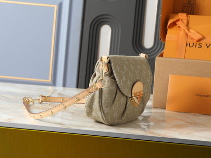 Flap Crossbody Bag