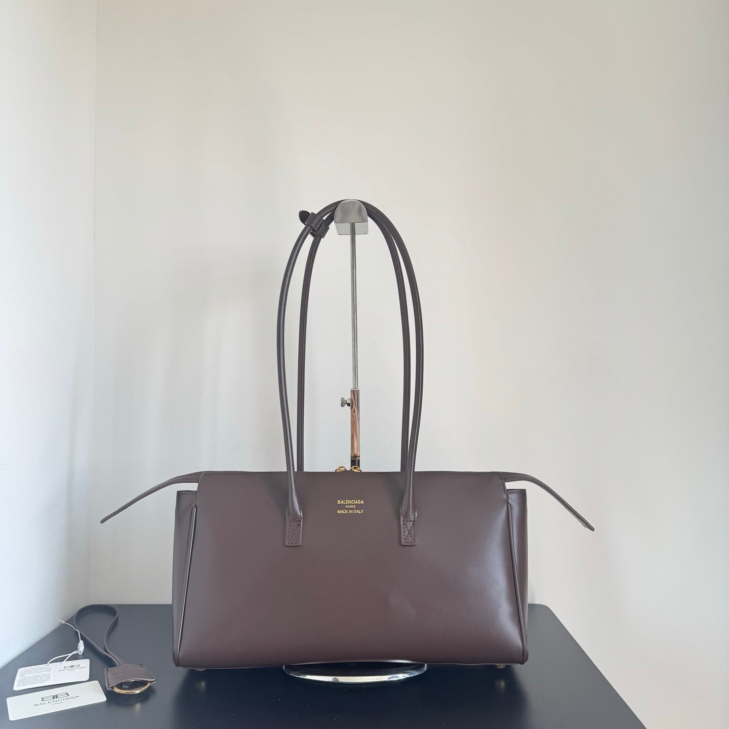Premium Buckle Lock Shoulder Tote Bag