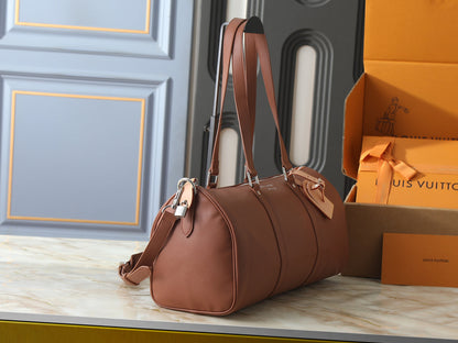 Needle Bag With Siler-Tone Hardware