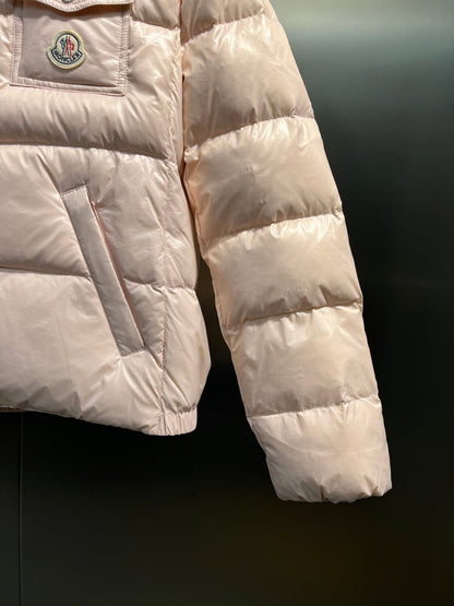 Andro Hooded Short Down Jacket In Pink