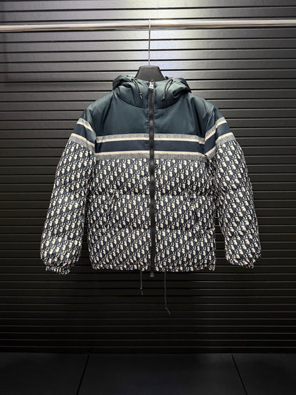 Reversible Oblique Puffer Jacket In Blue And Ecrou