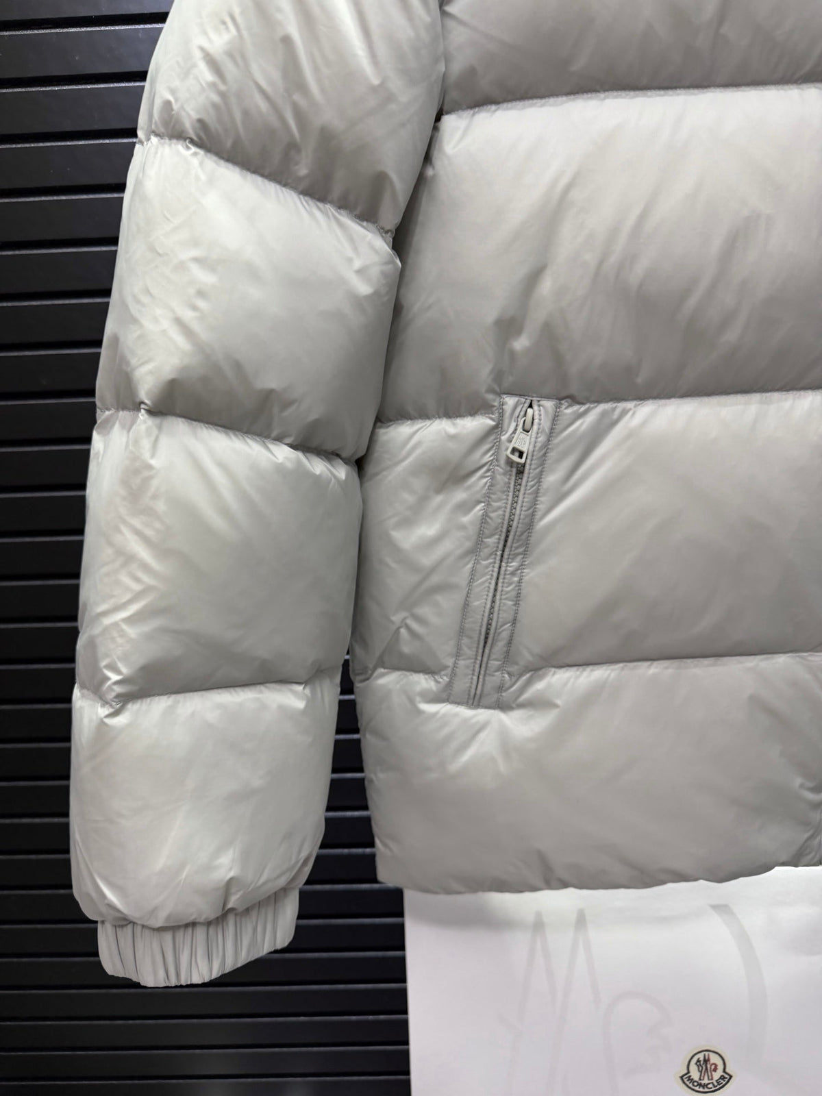 Citala Short Down Jacket In Light Gray Colorway