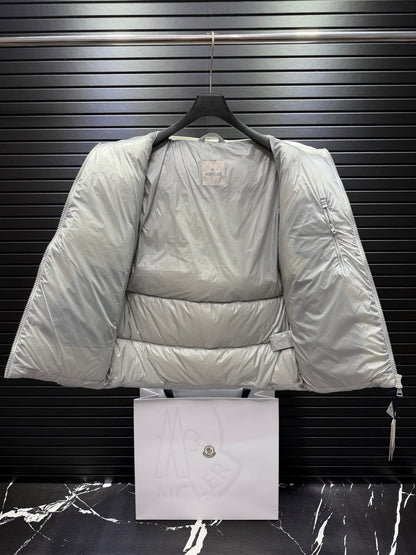 Citala Short Down Jacket In Light Gray Colorway